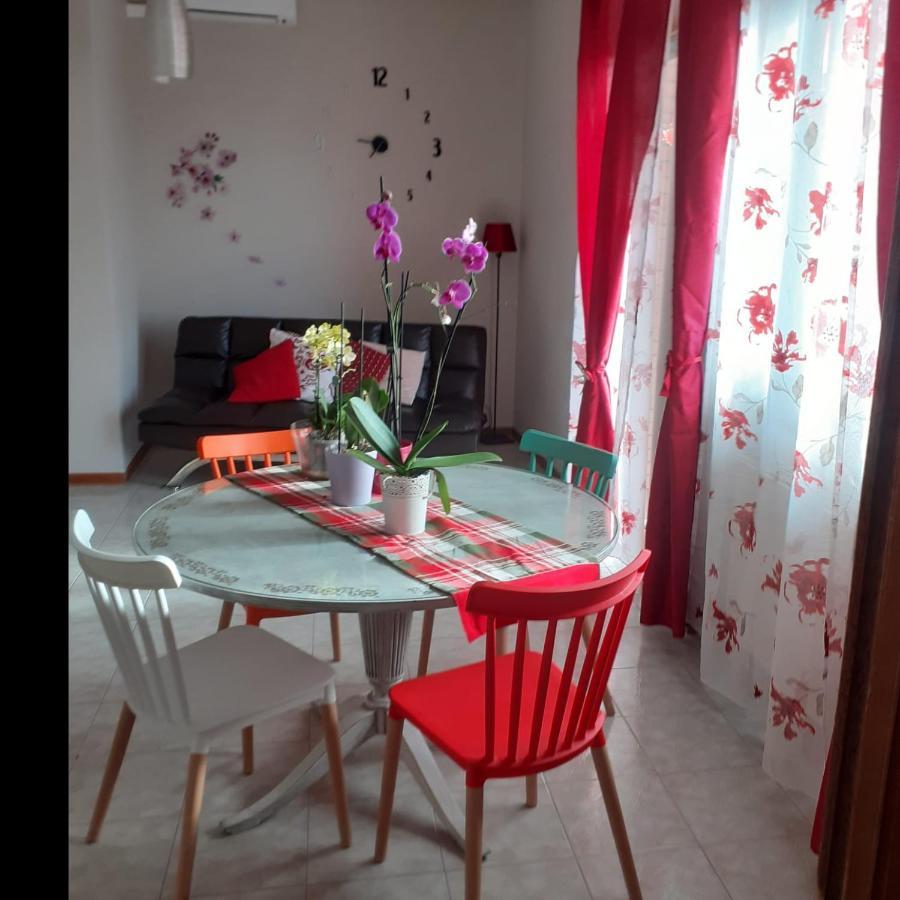 L'Orchidea Di Ale Bed & Breakfast Tivoli Terme Bagian luar foto