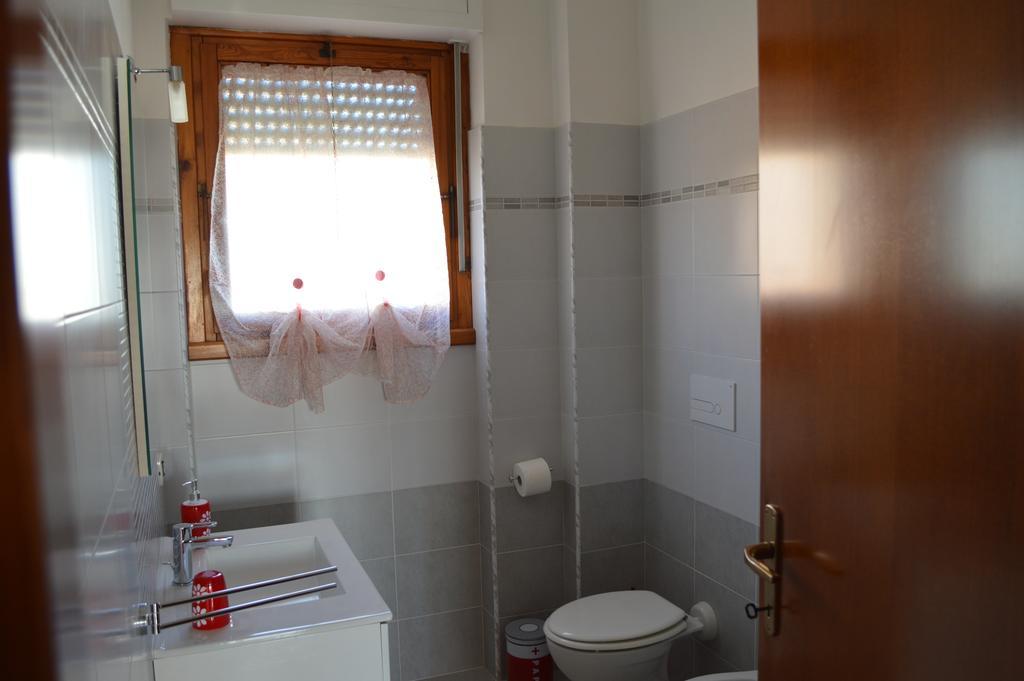 L'Orchidea Di Ale Bed & Breakfast Tivoli Terme Ruang foto