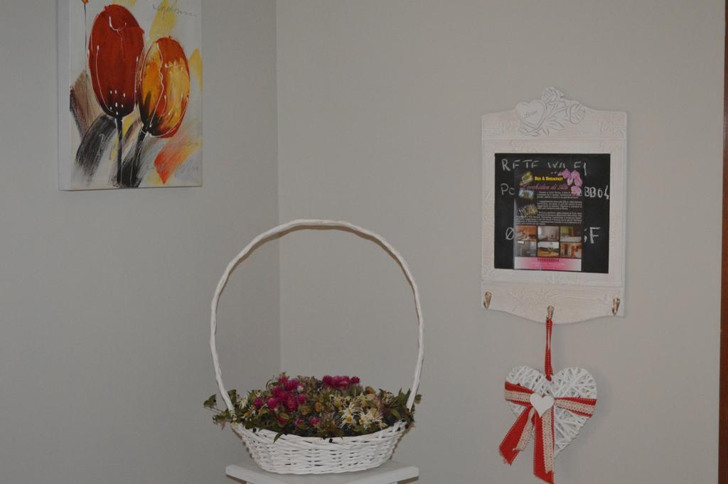 L'Orchidea Di Ale Bed & Breakfast Tivoli Terme Bagian luar foto