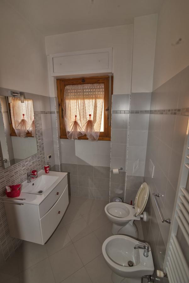 L'Orchidea Di Ale Bed & Breakfast Tivoli Terme Bagian luar foto