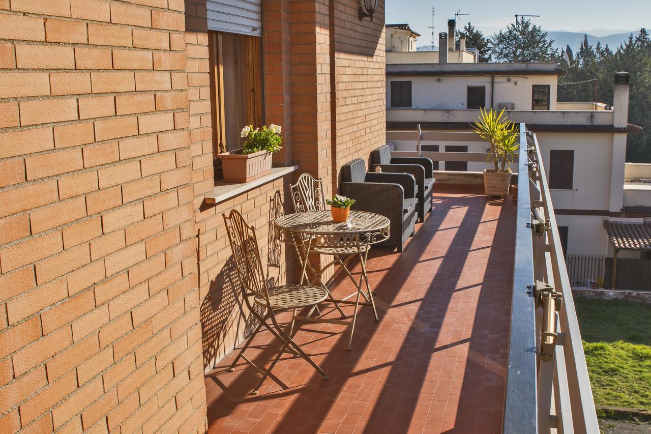 L'Orchidea Di Ale Bed & Breakfast Tivoli Terme Bagian luar foto